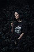 "Roses Are Dead" – Women's Dark Humor Floral Skull Graphic T-Shirt